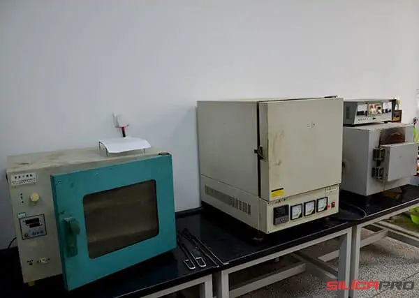 Laboratory drying oven and muffle furnace used for high silica fabric testing